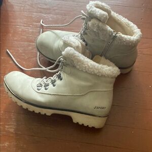 Women's White Winter Boots